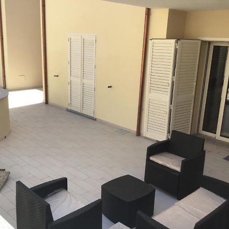 Isuledda Apartment อิโซลา โรสซา ภายนอก รูปภาพ