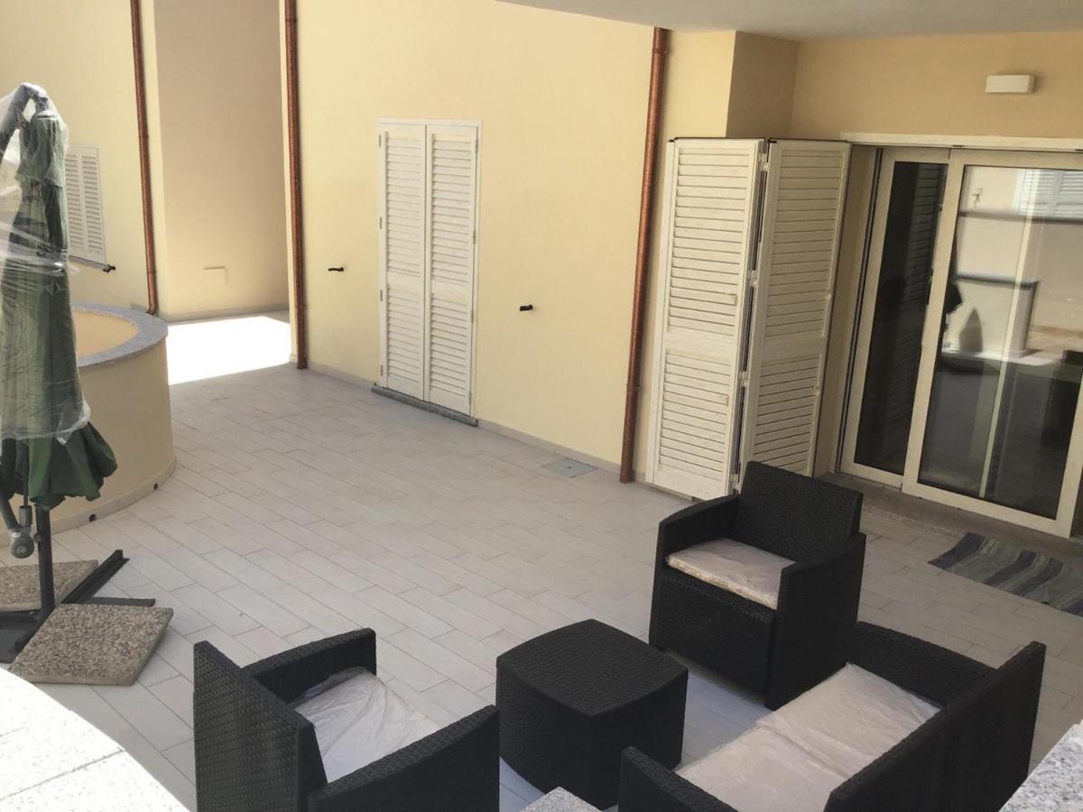 Isuledda Apartment อิโซลา โรสซา ภายนอก รูปภาพ